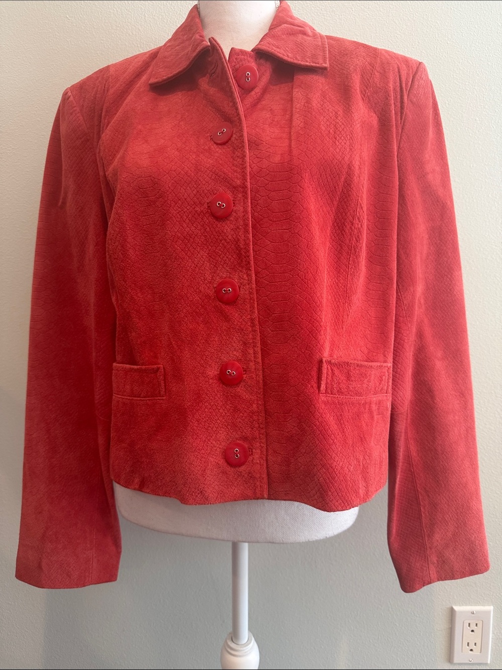 BERNARDO Size XL Women’s SUEDE Red Button-Front Jacket ptp 23 Beautiful
